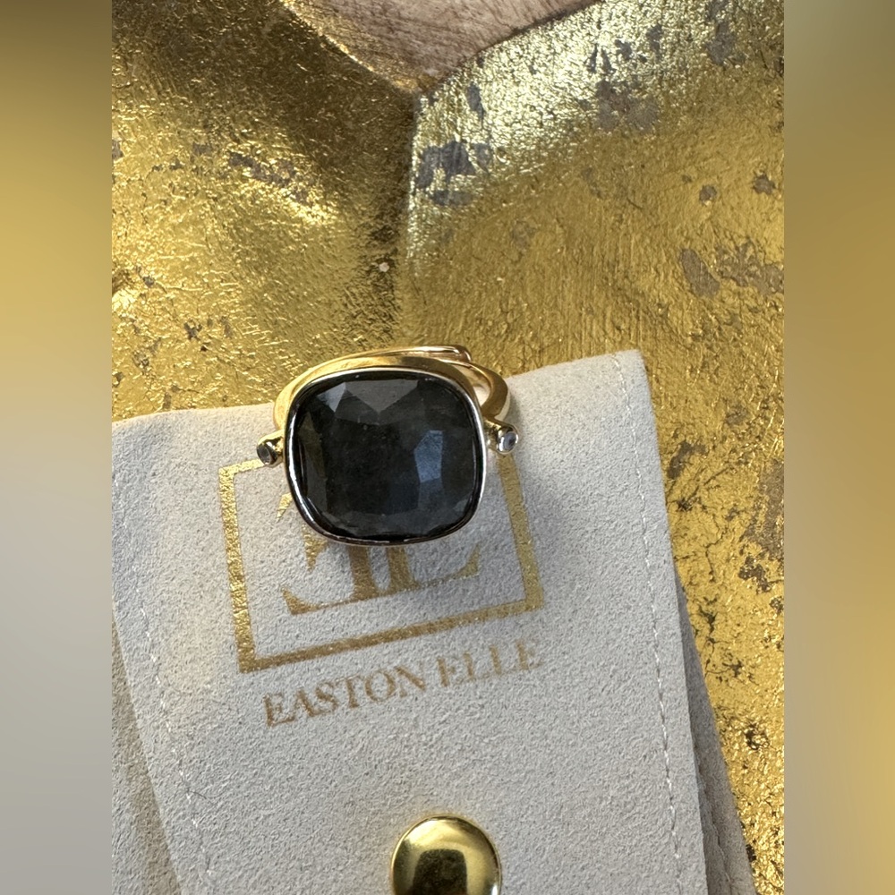 NEW Easton Elle Ring